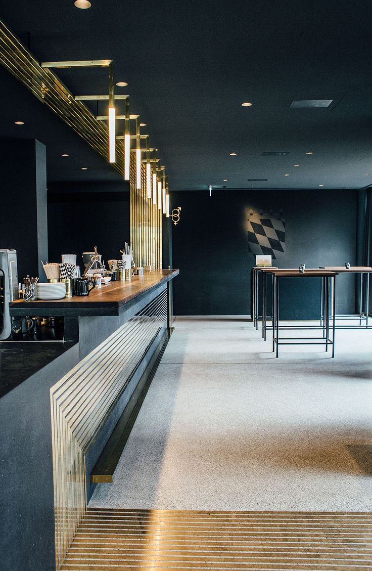 Mid century timeless elegance stands out in this modern bar in Munich