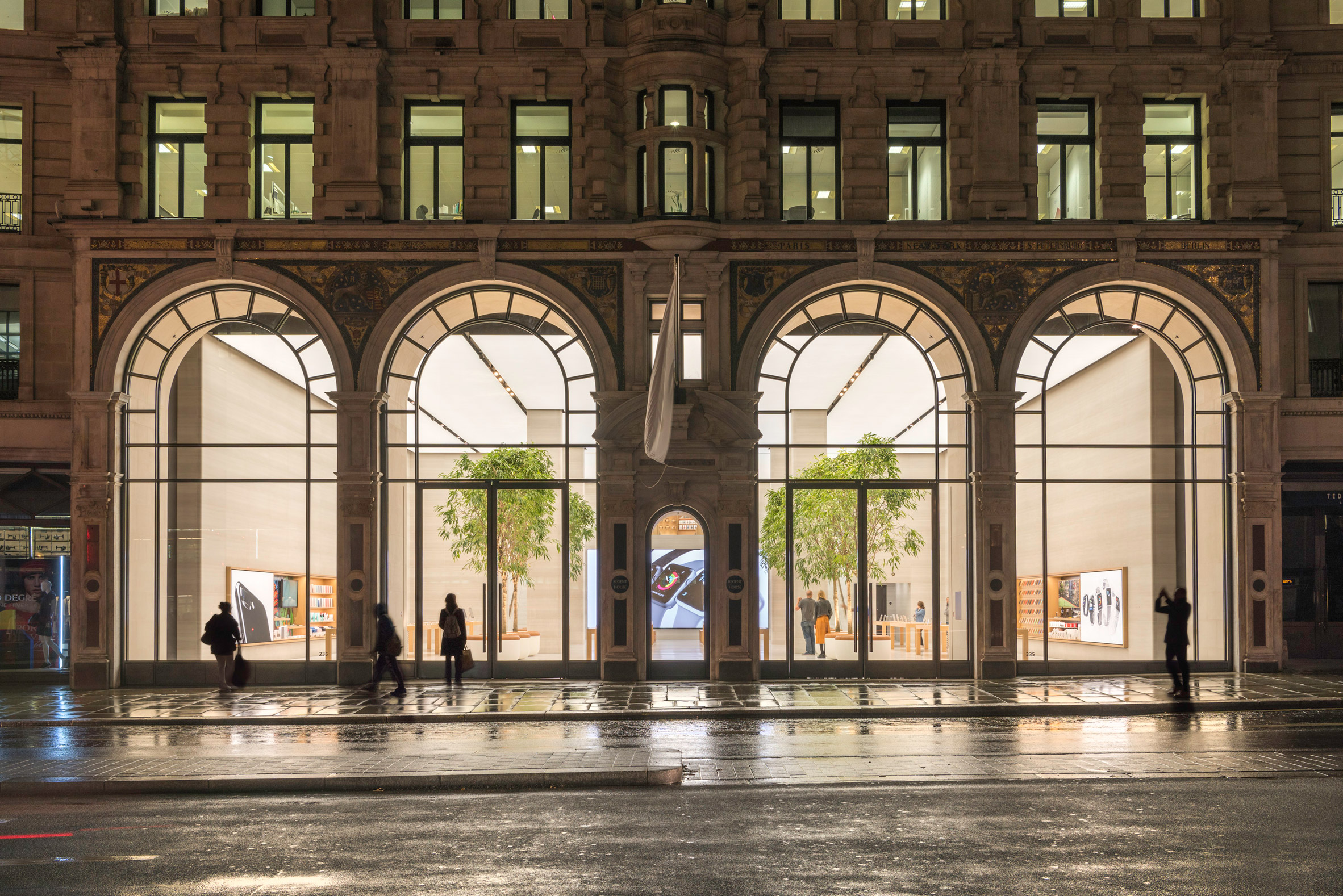 Apple's new store in London has reopened following a major renovation by Foster + Partners that incorporates the tech giant's new approach to retail. The Regent Street store – Apple's first outpost in Europe when it opened in 2004 – was closed for a lengthy period while it was revamped according to the company's new interior design format.