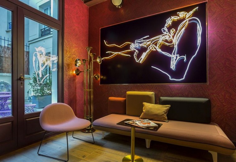The Idol Hotel Paris provides the emotion of a design hotel but with something else: sound and groove.