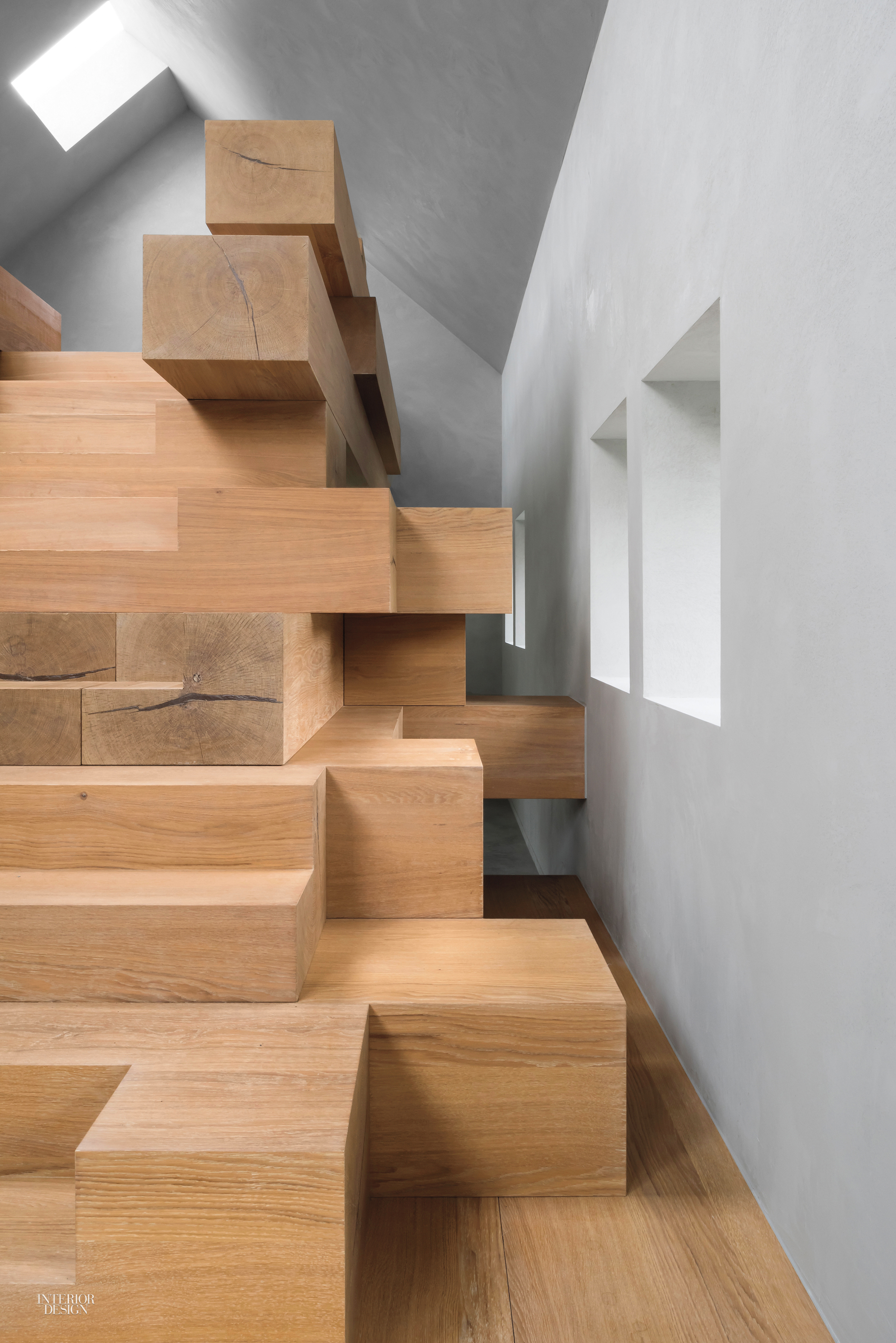 3 Reimagines an 18th-Century Stable as a Home Office