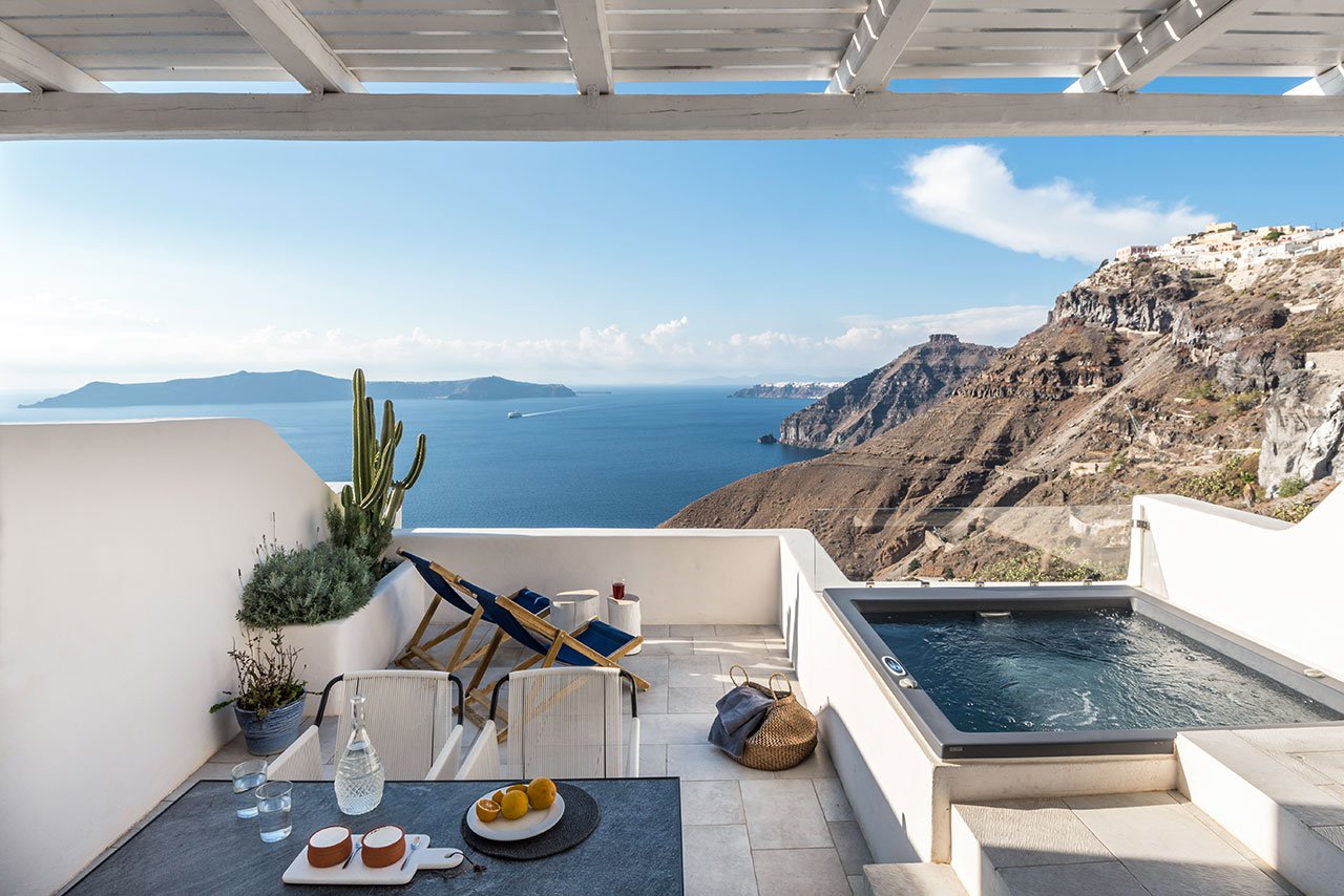 A Luxury Hotel in Santorini Revamped by Interior Design Laboratorium
