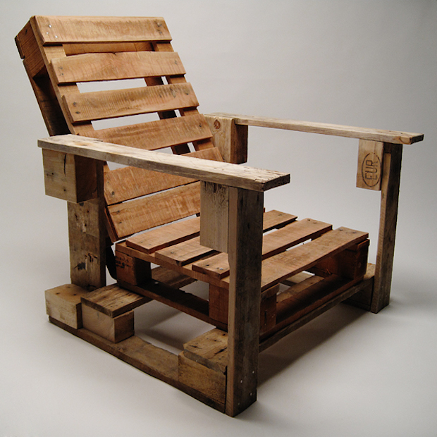 garden-chair_a-simple-outdoor-chair-with-a-flexible-backlean-by-glunz Chair Garden Chair: A Simple Outdoor Chair with a Flexible Backlean Garden Chair A Simple Outdoor Chair with a Flexible Backlean by Glunz