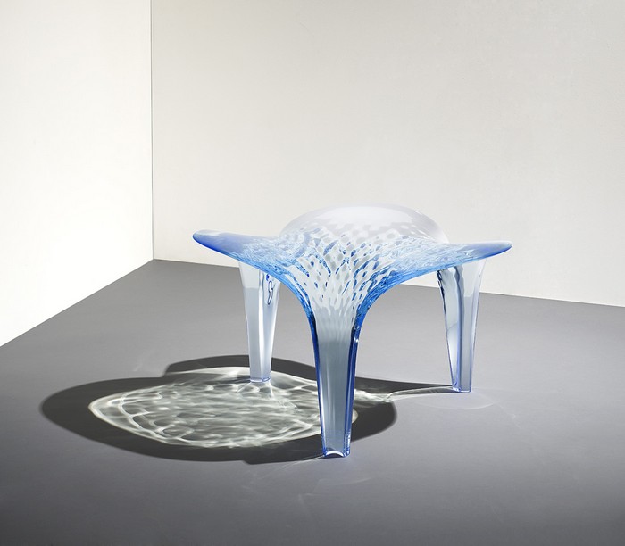Zaha Hadid: From Architecture to Design Zaha Hadid Zaha Hadid: From Architecture to Design Zaha Hadid From Architecture to Design 4