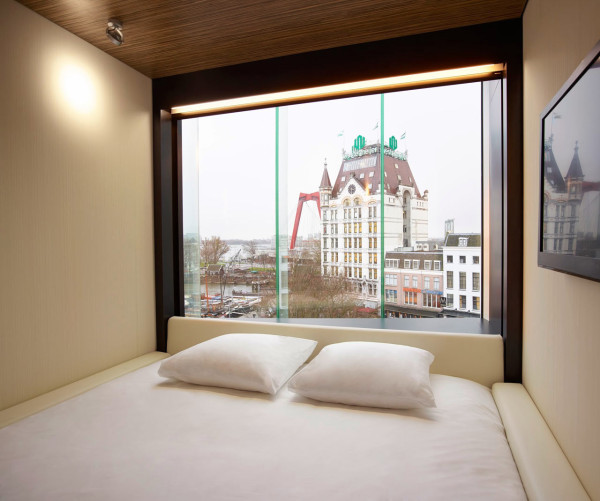 bed The citizenM hotel in Rotterdam A Bold, Trendy – The citizenM hotel in Rotterdam bed