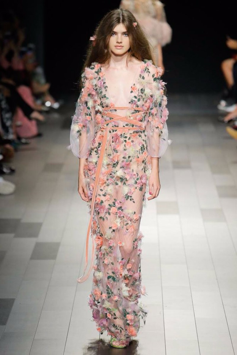 NY Fashion Week 2018: Best collections and runway looks! ny fashion week 2018 NY Fashion Week 2018: Best collections and runway looks! NYFW Marchesa
