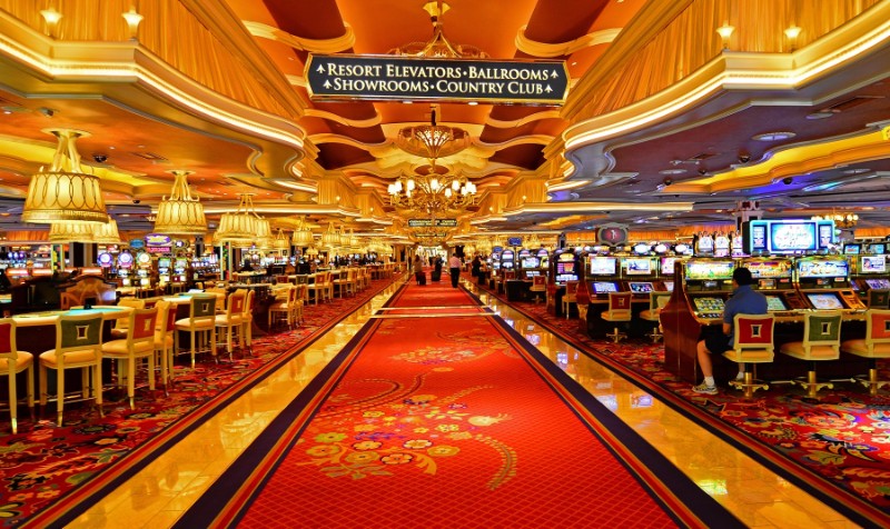 Meet the Top Casino Hotels in the ‘Sin City’ 2 top casino hotels Meet the Top Casino Hotels in the ‘Sin City’ Meet the Top Casino Hotels in the    Sin City    2