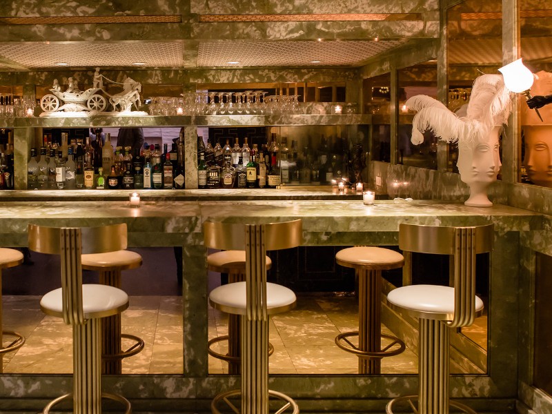 7 Palm Springs Restaurants Where You’ll Want to Celebrate Mother’s Day palm springs restaurants 7 Palm Springs Restaurants Where You’ll Want to Celebrate Mother’s Day mini bar palm springs ps0117