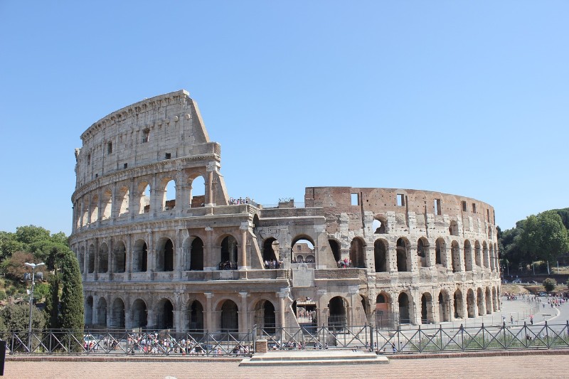 10 Rome Buildings That Were Not Built in a Day But Are Still Amazing rome buildings 10 Rome Buildings That Were Not Built in a Day But Are Still Amazing 3 Colosseum