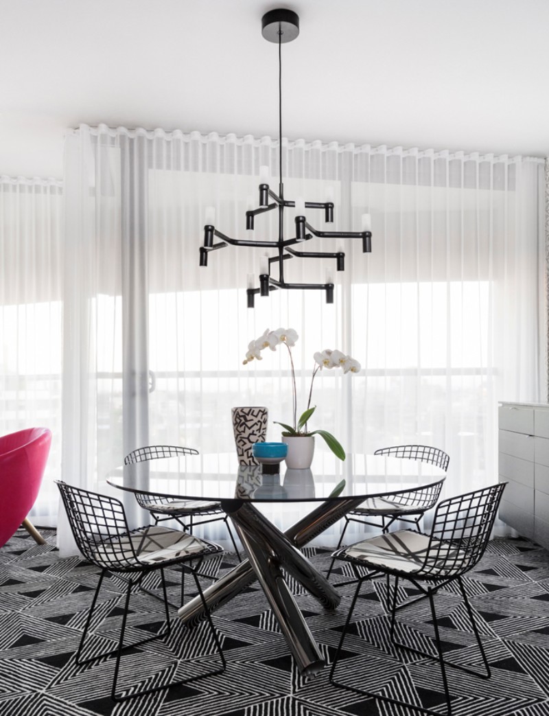 Geometric Patterns and Andy Warhol Meet in this Eclectic Interior eclectic interior Geometric Patterns and Andy Warhol Meet in this Eclectic Interior Geometric Patterns and Andy Warhol Meet in this Eclectic Interior 7