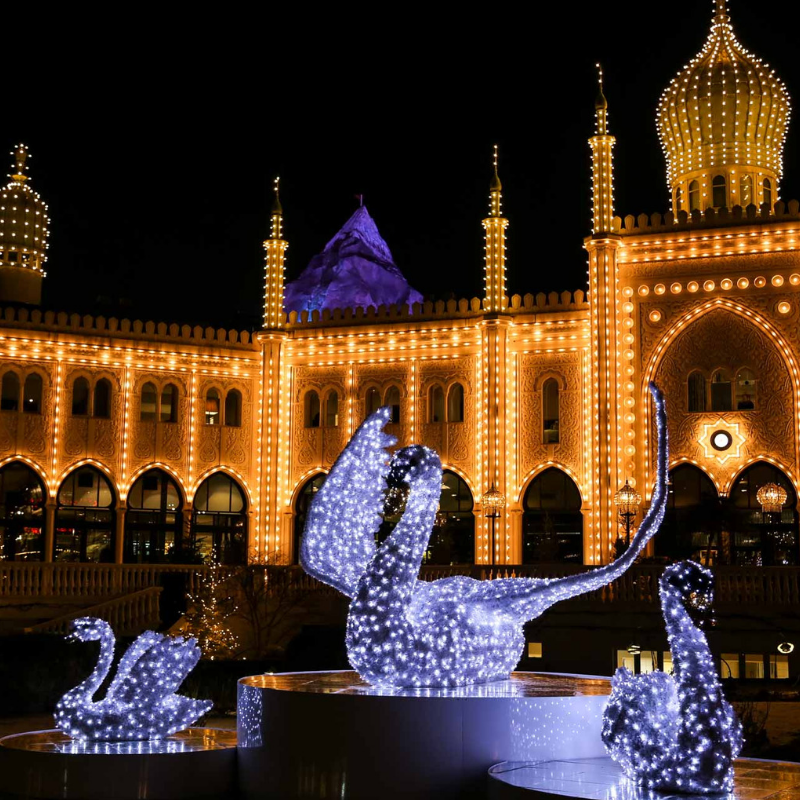 Warm Yourself Up With These Christmas Lights Around The World christmas lights Warm Yourself Up With These Christmas Lights Around The World Warm Yourself Up With These Christmas Lights Around The World 8