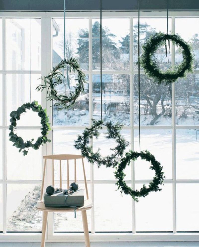 Christmas is coming, and everybody wants to find new Christmas decor ideas. Learn more about Scandinavian Christmas decor trends!