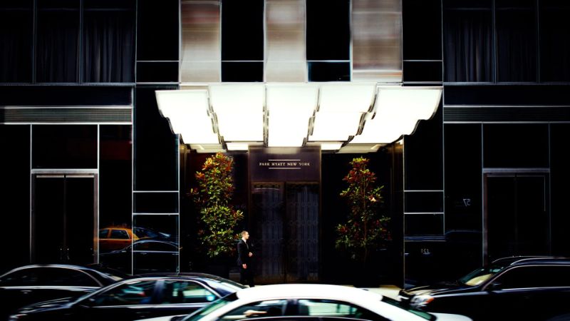 ICFF 2019: Mid-Century Pieces You’ll Find At NYC In May icff 2019 ICFF 2019: Here’s 5 Hotels To Stay At In New York For The Fair Park Hyatt New York P090 Entrance